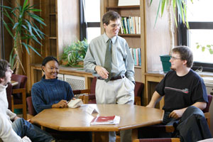 Informal discussion between students and professor