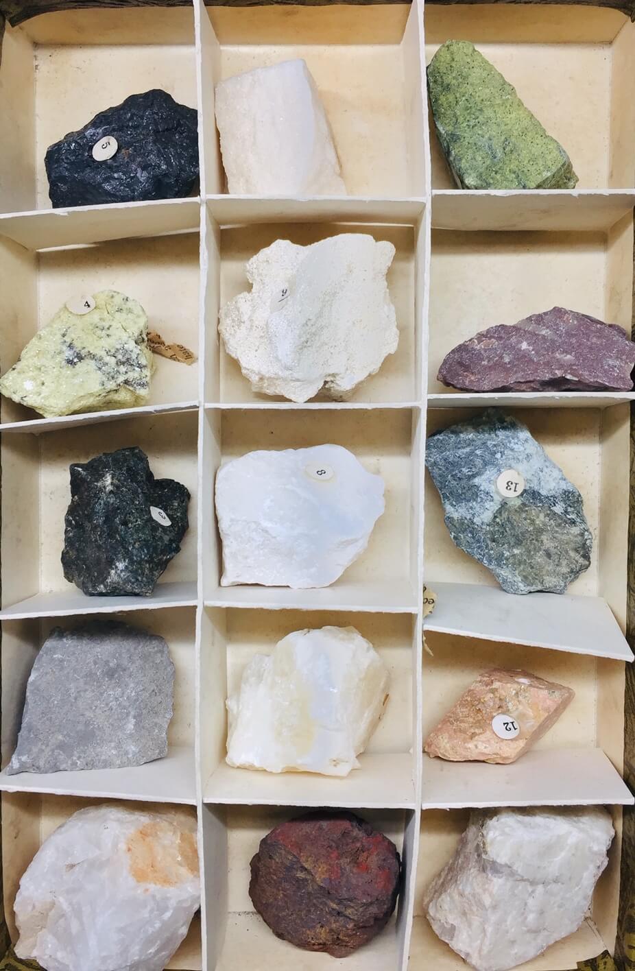 Vintage rock and mineral set