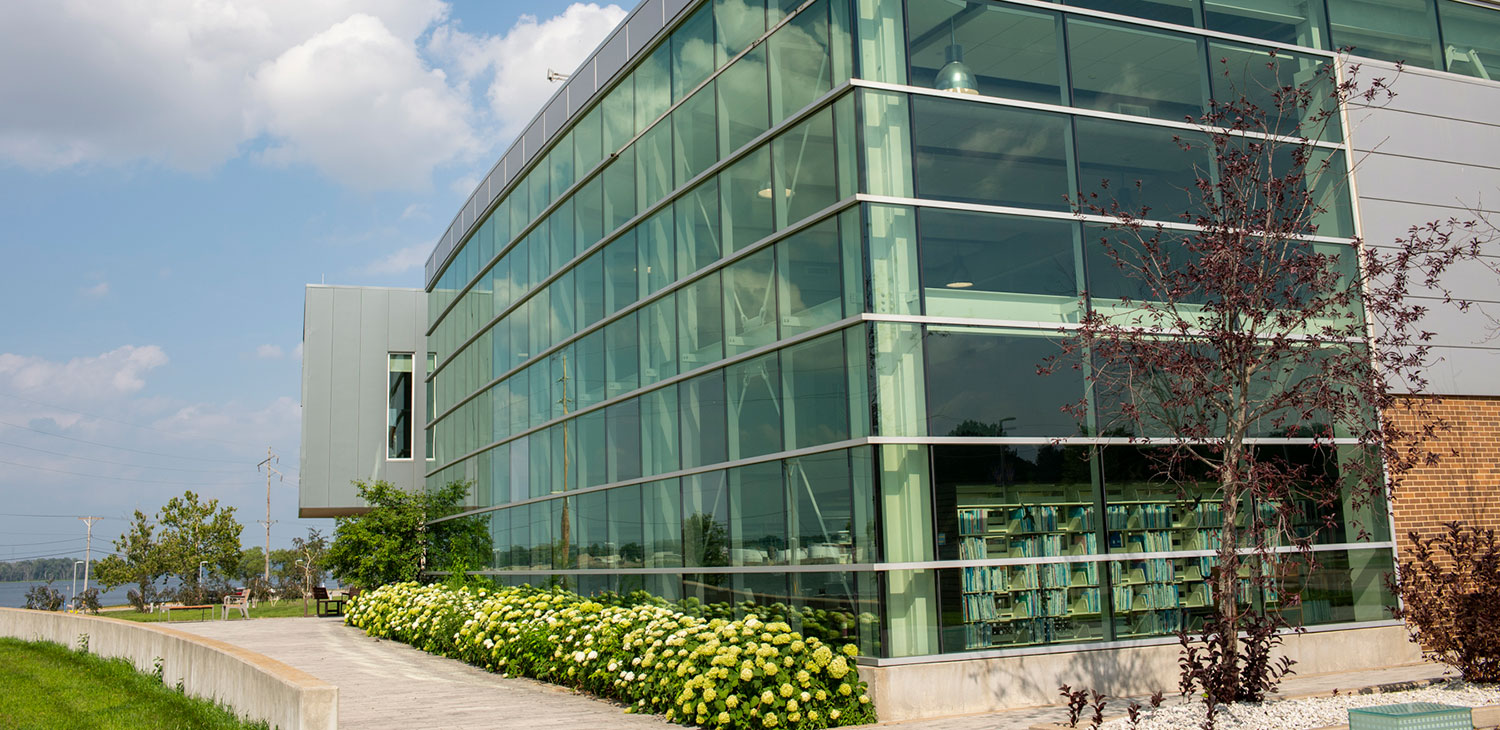 Campus Environment WIU Quad Cities WIU